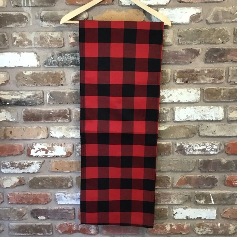 ROBERT STANLEY Home Collection Red & Black Buffalo Plaid Check Table Runner - Picture 2 of 3
